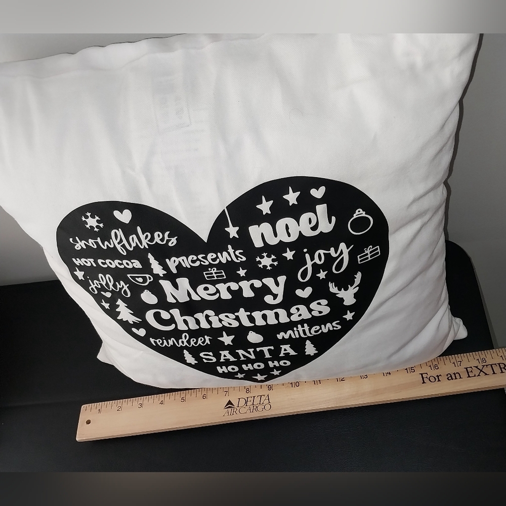 Christmas Thanksgiving Pillow WITH Cover 15 X 17.5 Inches - Picture 5 of 7